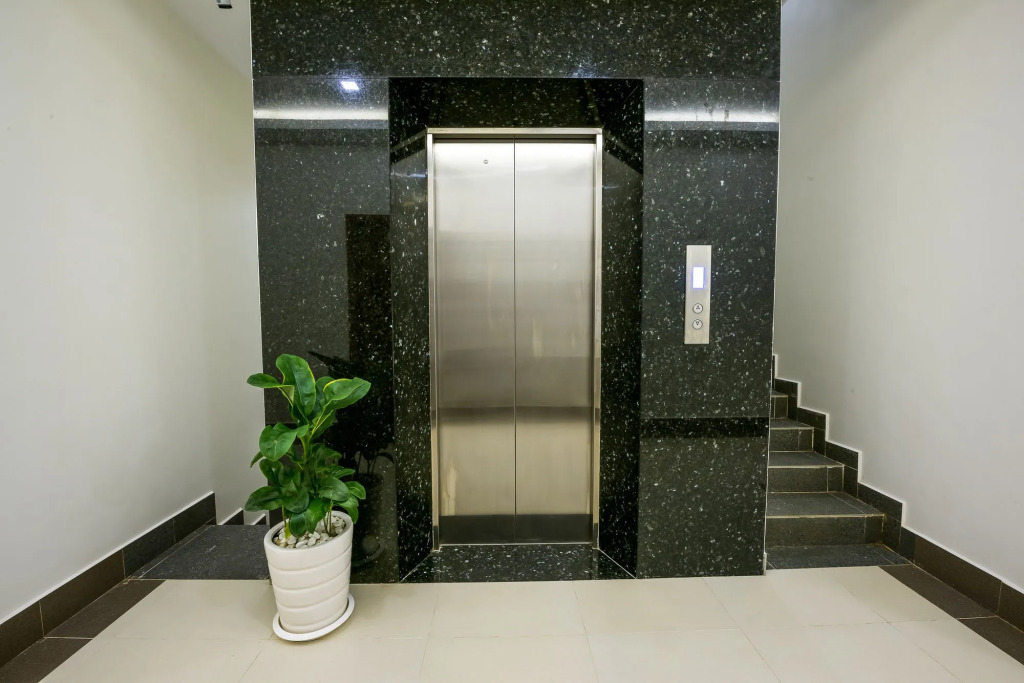 Ny Ka Smy Hotel