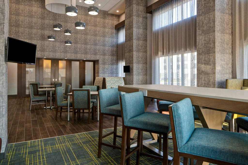 Hampton Inn & Suites Deptford, Nj