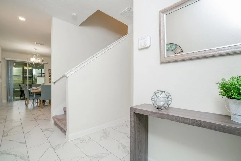 1566plunker 4 Bedroom Townhouse by RedAwning