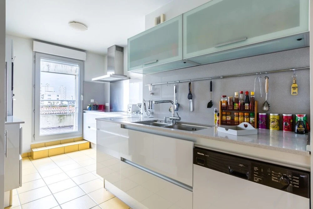 Warm Apartment With Parking and Terrace
