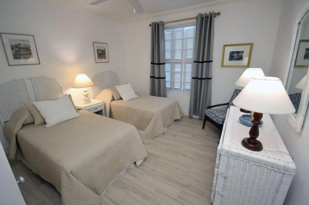 Coconuts Seafront 2BR, Ocho Rios