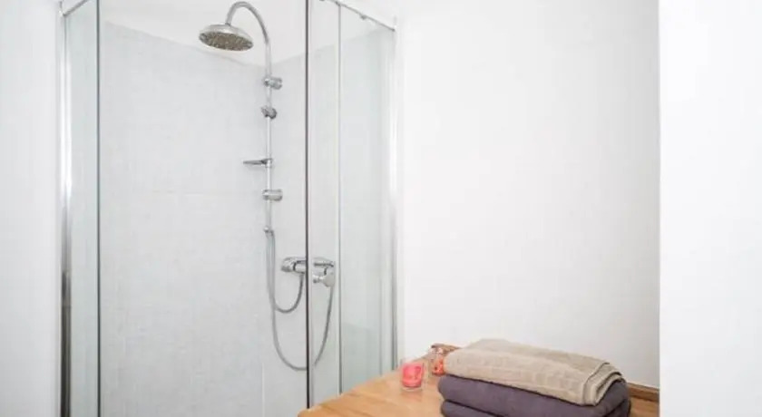 Smart & Fresh 2-Room Apartment