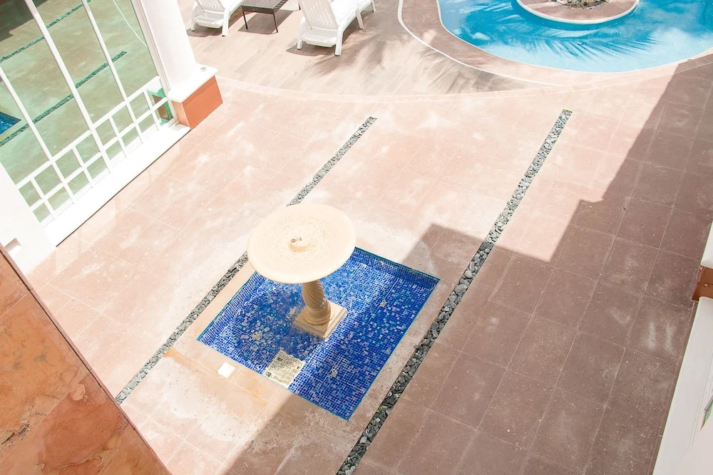 Luxury Villa Alamos