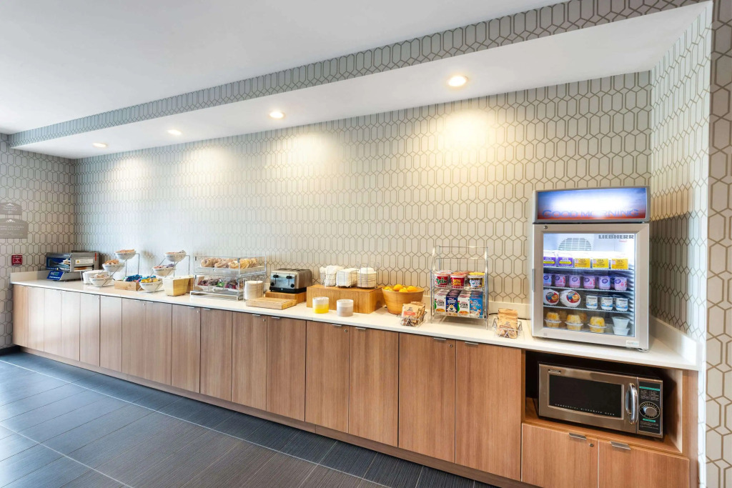 Microtel Inn & Suites by Wyndham Farmington