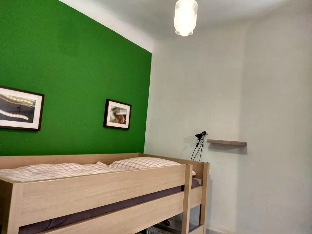 Youth Hostel 37