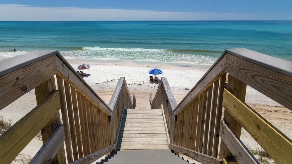 Gulf Front in Seagrove Beach With Sweeping Views