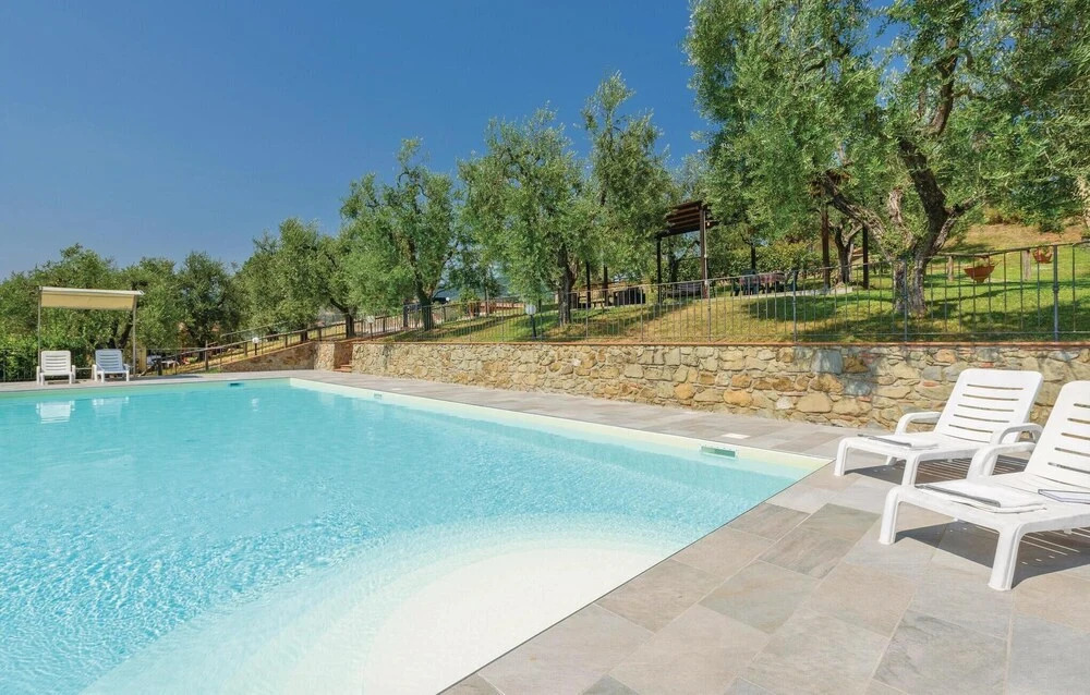 Amazing Apartment in Larciano PT With 1 Bedrooms, Internet and Outdoor Swimming Pool