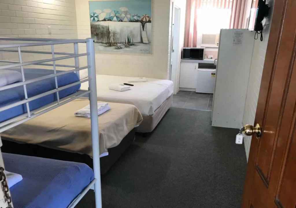 Bananatown Motel