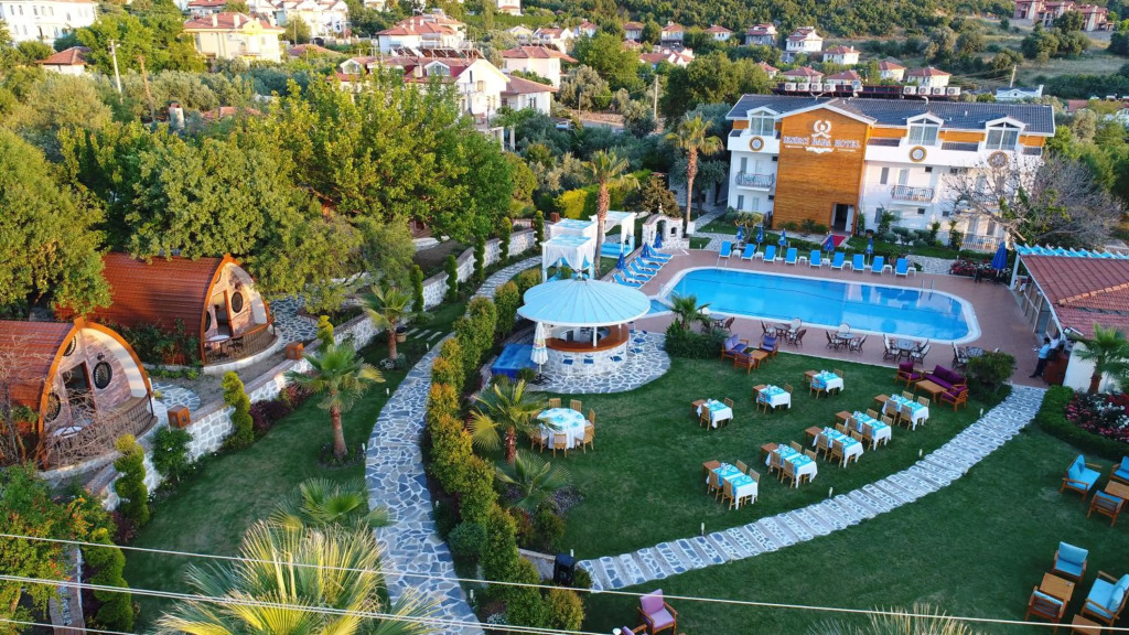 İksirci Baba Hotel