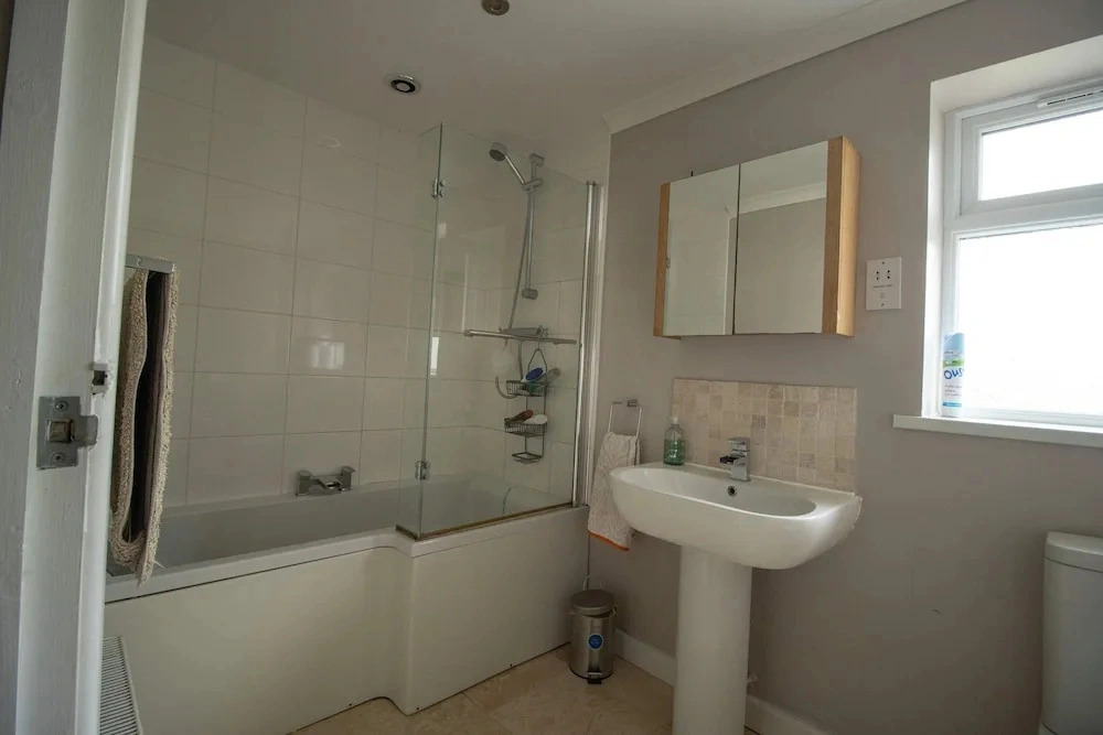 Spacious Home Near Porthtowan Beach