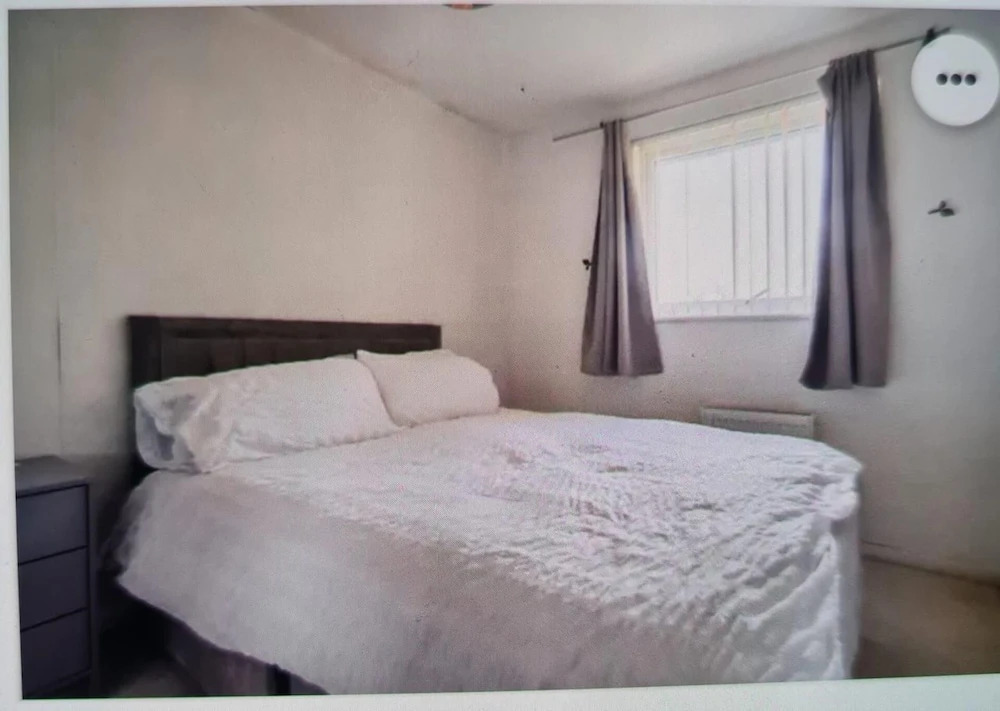 4bed Castle in Medway Free Sports Channel Parking