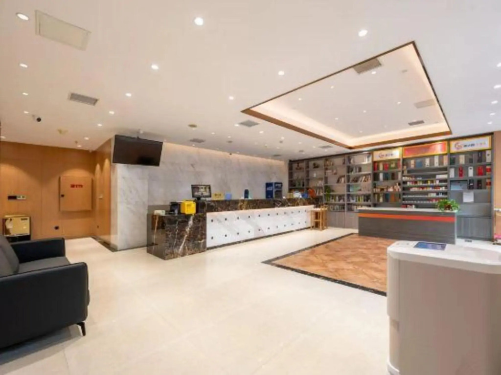 Super 8 Collection Hotel (Beijing Capital Airport New International Exhibition Center)
