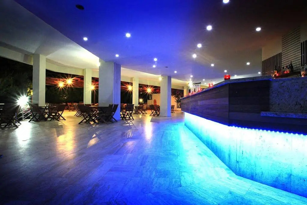 Vista Azur Hotel