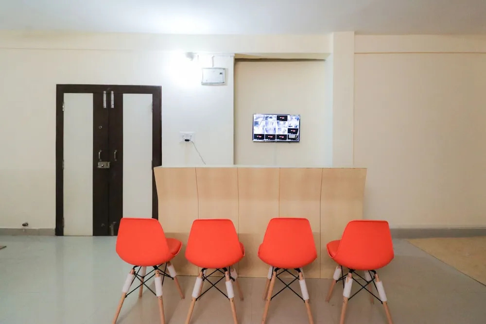 Oyo 43835 Imperial Stays