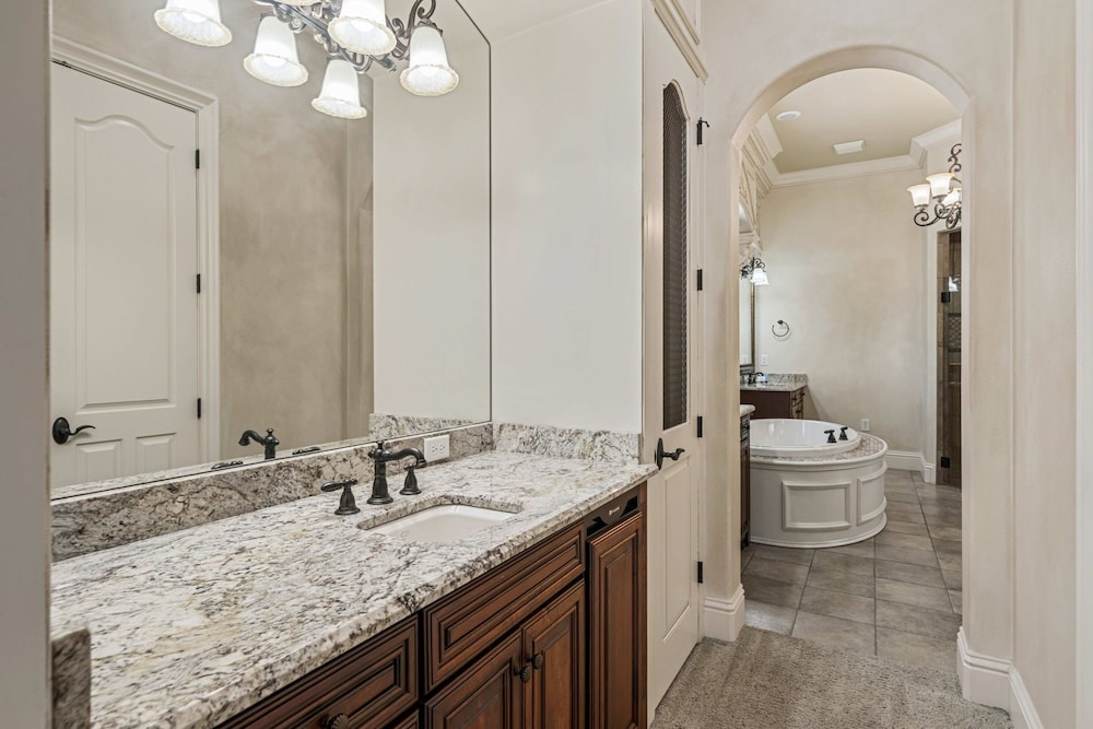 7811 Palmilla Court