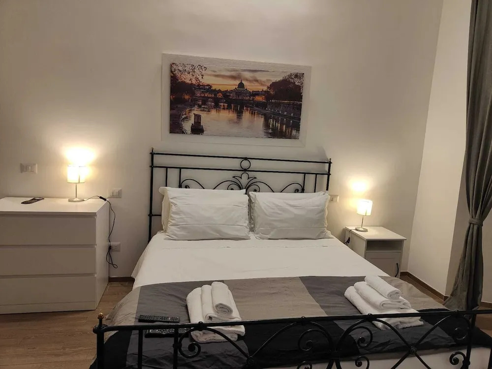 White King Rooms