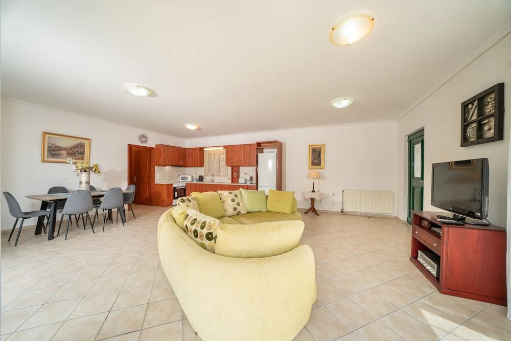 Faos Luxury Apartments