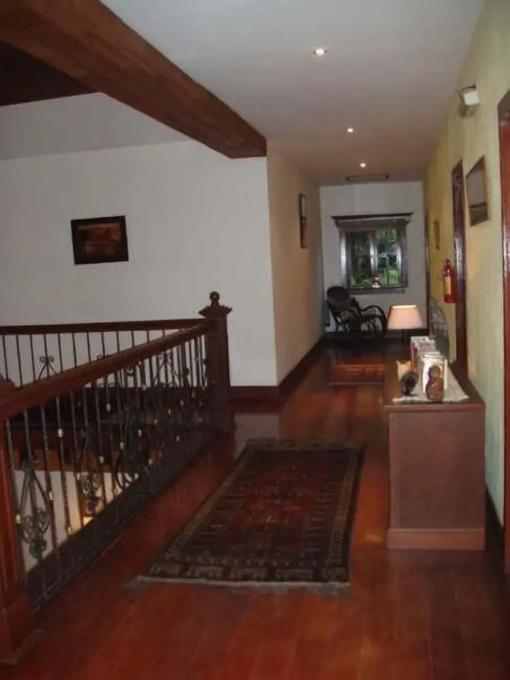 Las Flores Country & Beachside Hotel