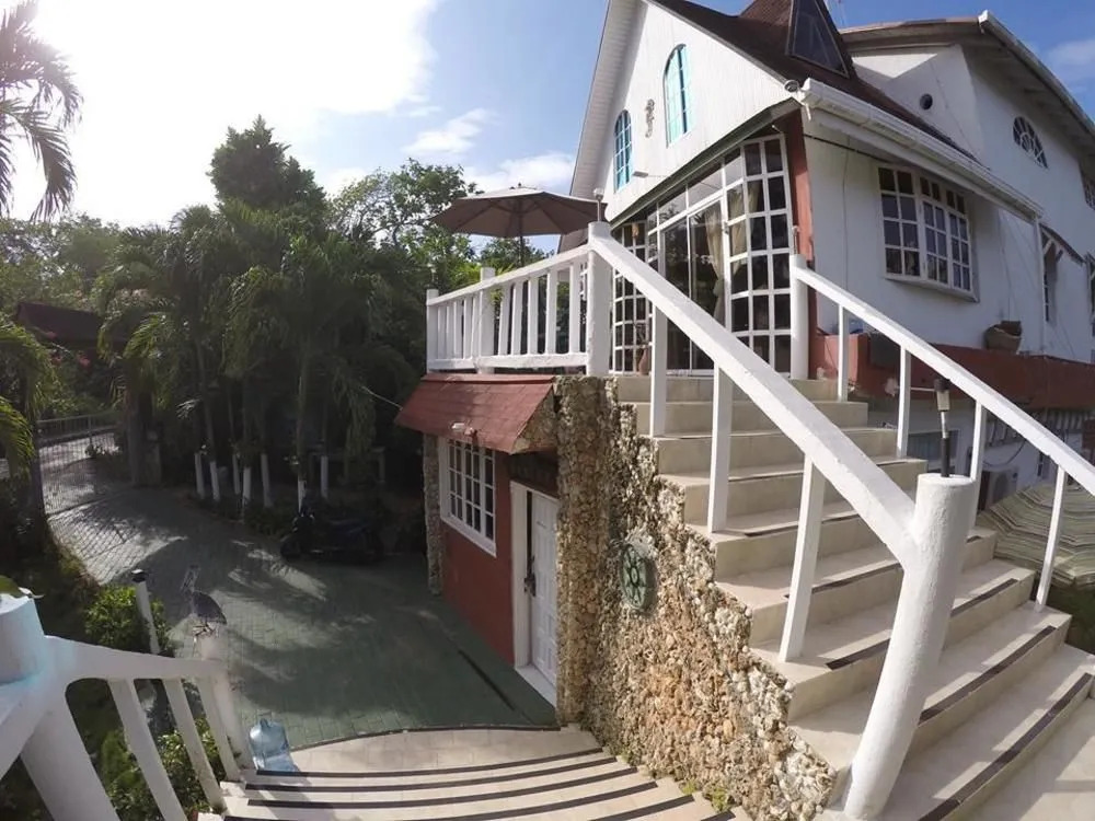 San Andres Ultd Inn RNT # 30017