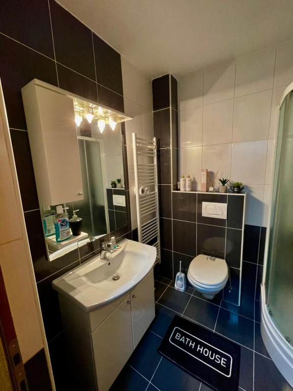 Farola Apartment