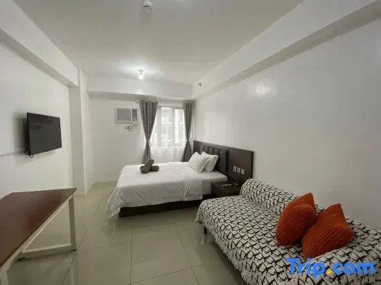Shore 1 Spacious Smart Home 1003