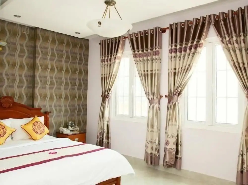 Sunrise Airport Hotel
