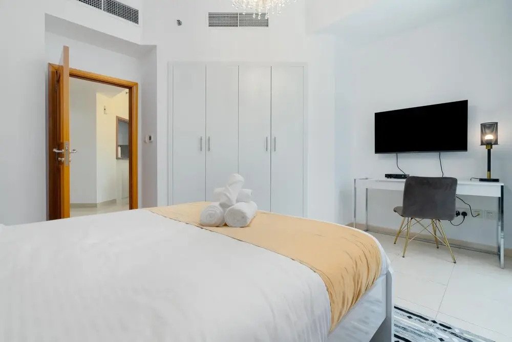 Marvelous 1Bd Marina Residences Pool