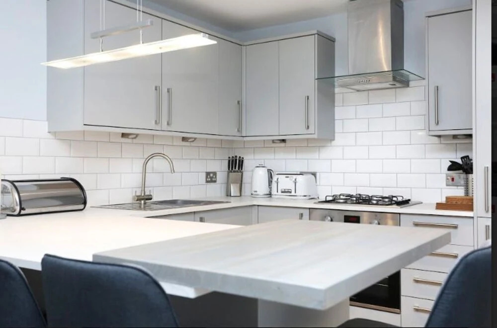 Stunning Newly Refurbished Apt With Private Entrance