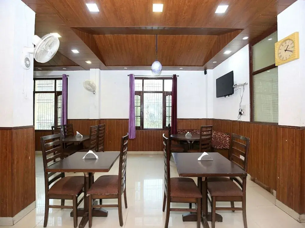 OYO 13127 Home 2BHK Hill View Solan