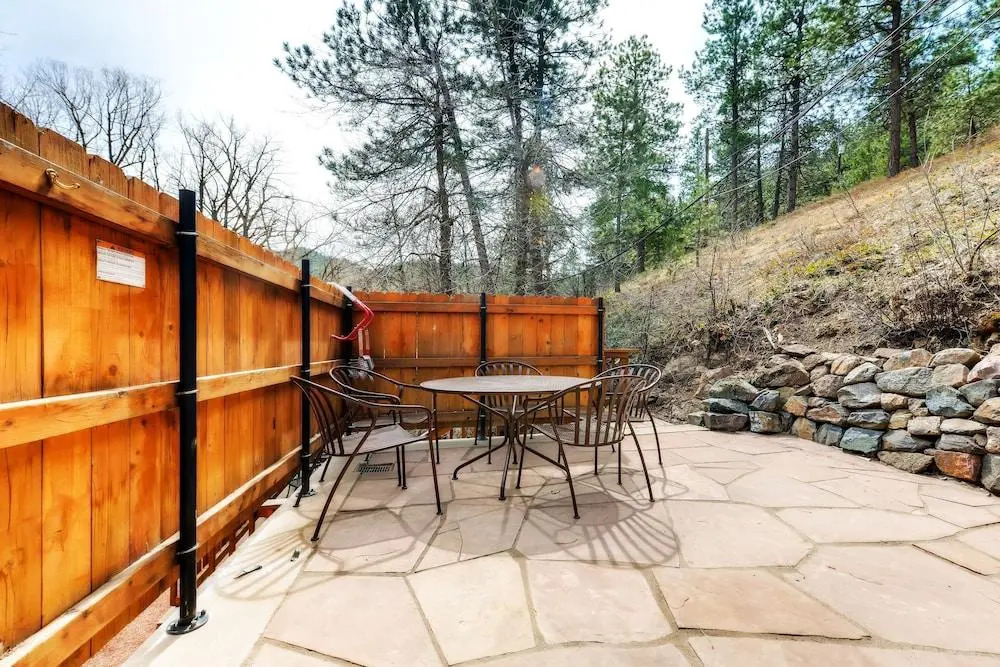 Boulder Mountain Lodge
