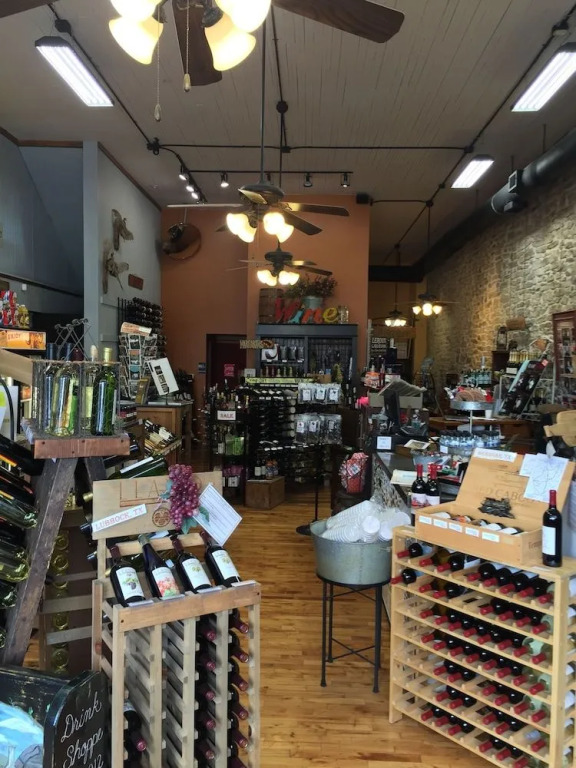 Hico's Upstairs Inn