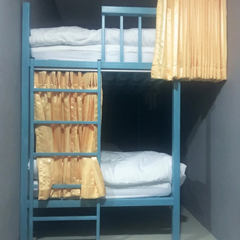Doze Hostel