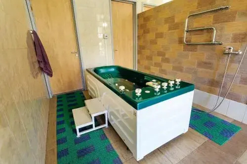 Sanatoriy Ozerniy