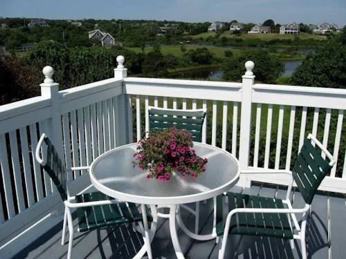 The Island Home Inn