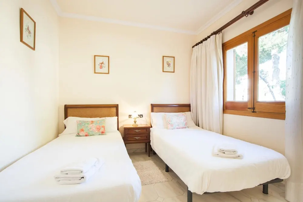 Villa Playa Esperanza by Rentallorca