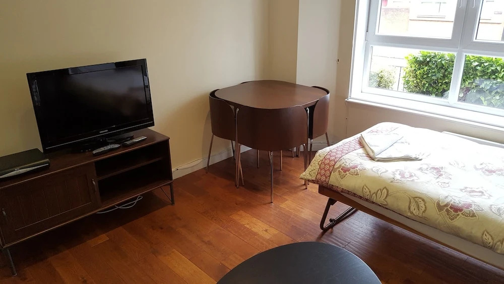 North Woodside Place - 1 Bedroom
