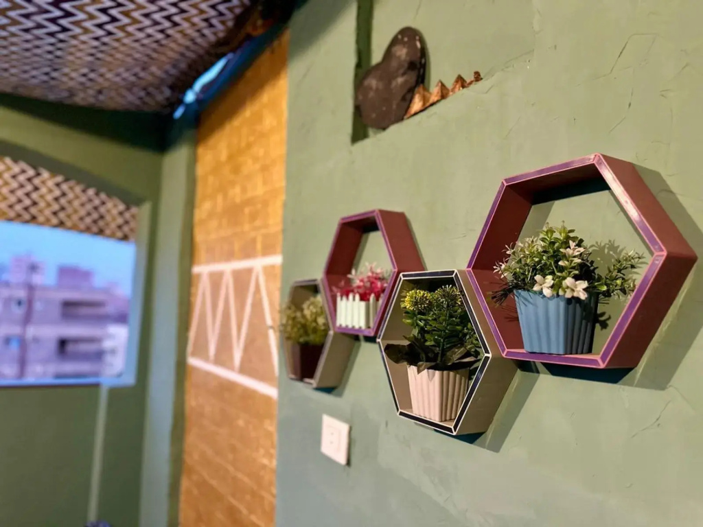 Elegant studio with private entrance with full services