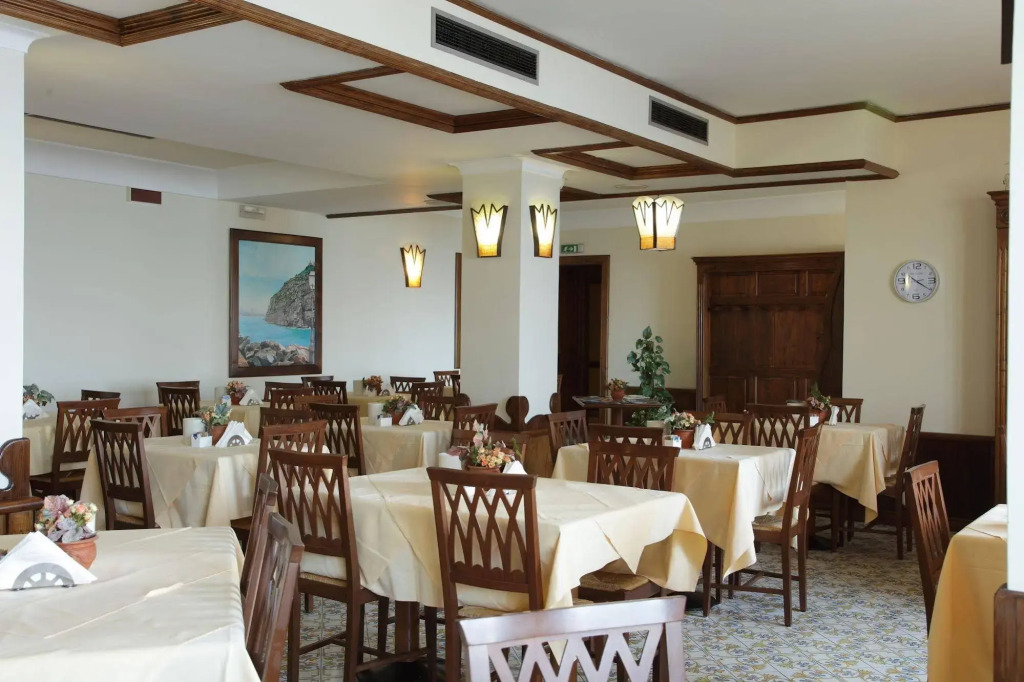 Hotel Mega Mare