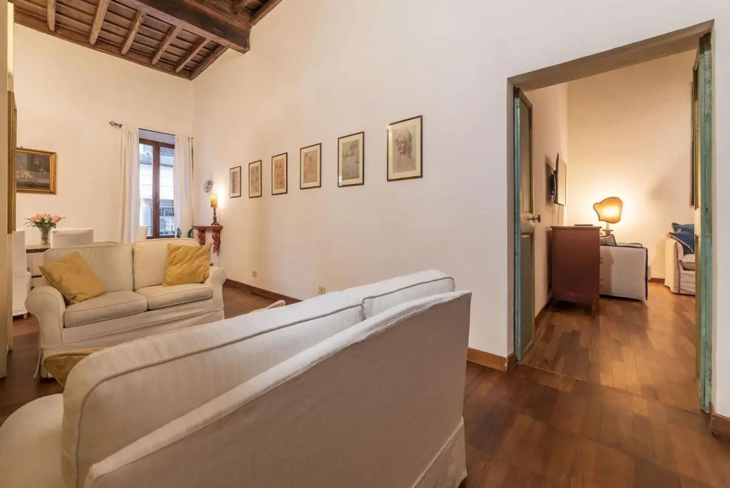 Unique Opportunity To Live in a Renaissance Palace - Ac/Wi-Fi