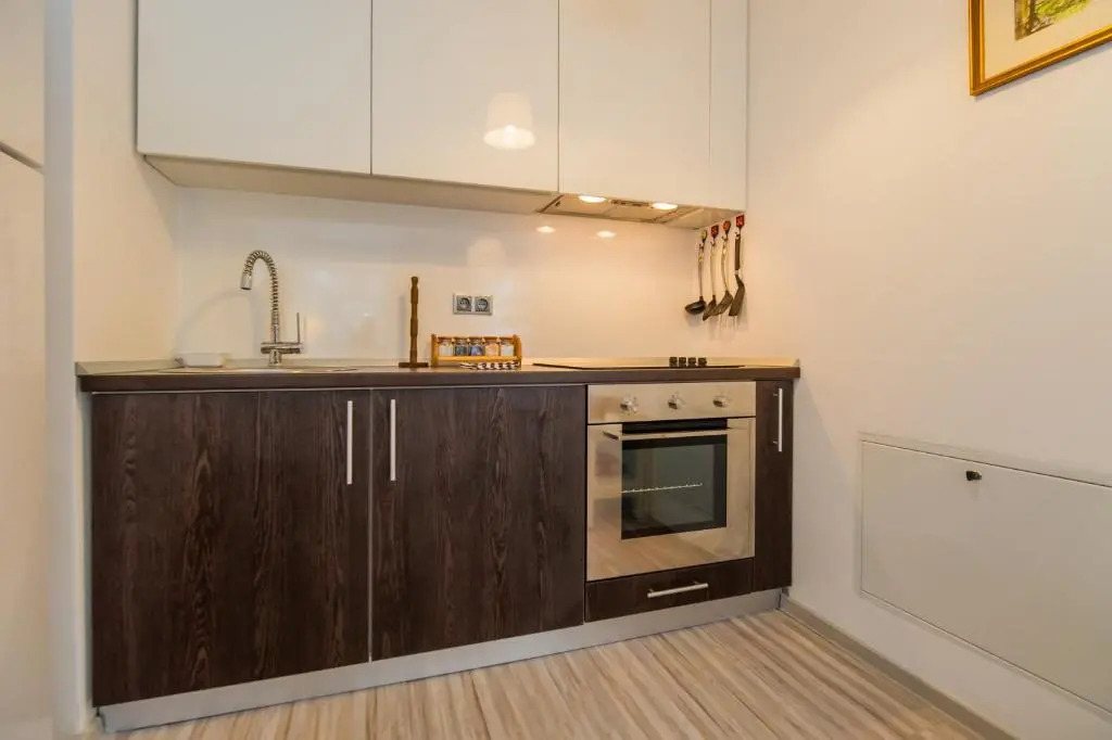 Charming 2-Bedroom, Silver Mountain, A Building