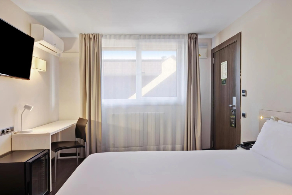 B&B HOTEL Oviedo