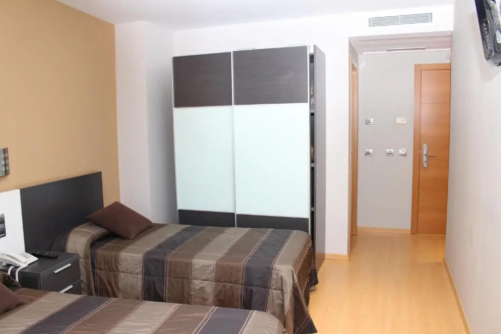 Hotel Ciutat dAmposta