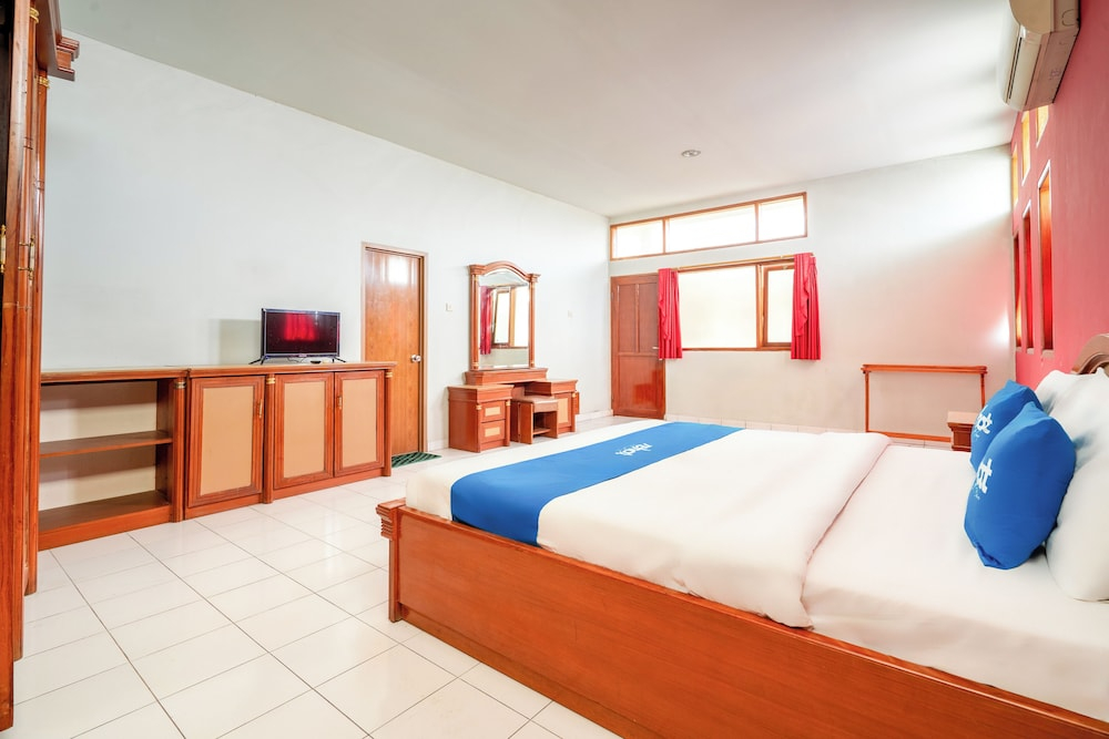 Rehat at Abadi Hotel Tasikmalaya