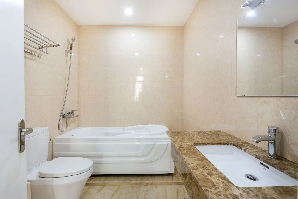 OYO 136 Aparthotel 75