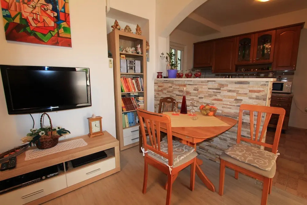 Apartment SINTIJA