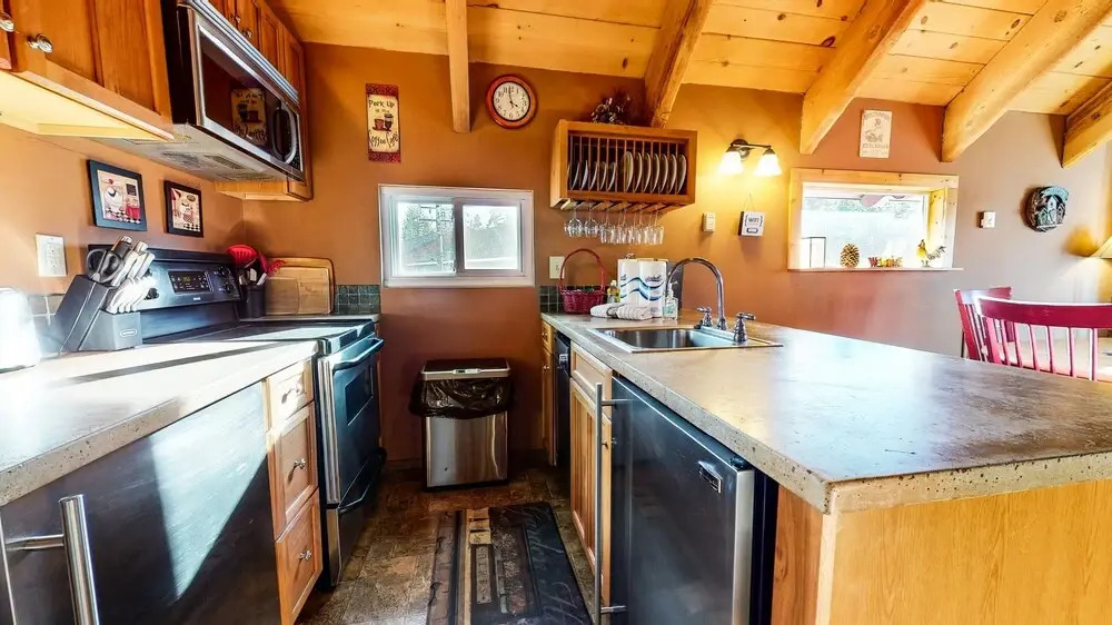 Mammoth View Villas 35