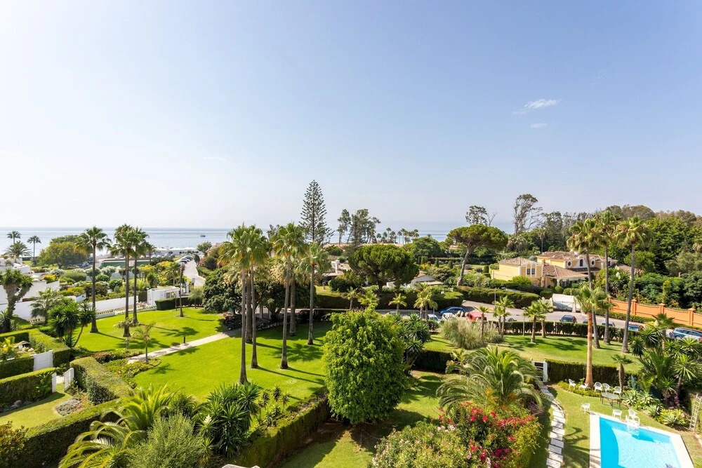 3BD Exclusive Apartment in Guadalmina Beach, Parque del sol