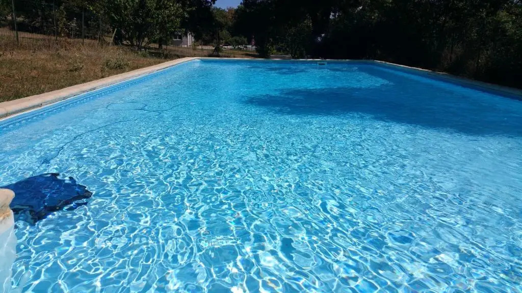 Villa With 5 Bedrooms in Montricoux, With Wonderful Lake View, Private Pool, Furnished Garden