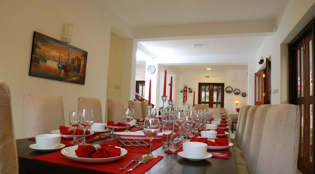 Super Spacious Amazing Private Holiday Villa 10 min to Hikkaduwa Beach