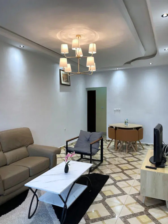Appartement Meublé de 2 chambres a Odza